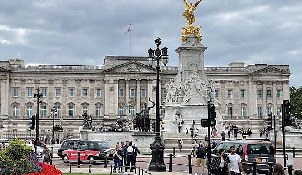 Cheap Flight Harare to London