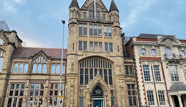Cheap Flight Harare to Manchester
