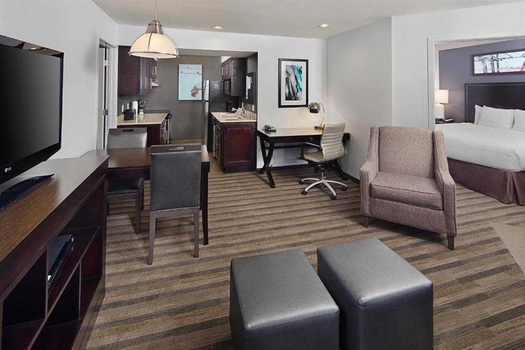 Hyatt House Belmont San Francisco Holiday Package image 6