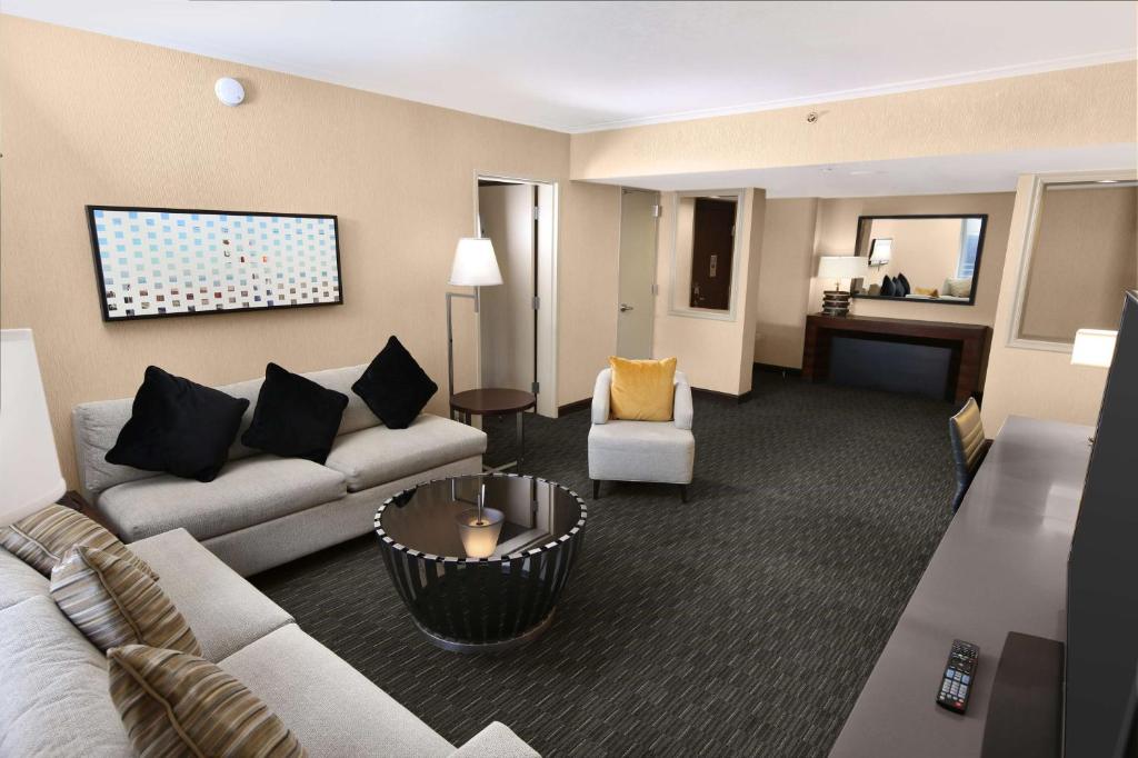 Hilton San Francisco Union Square Holiday Tour image 2