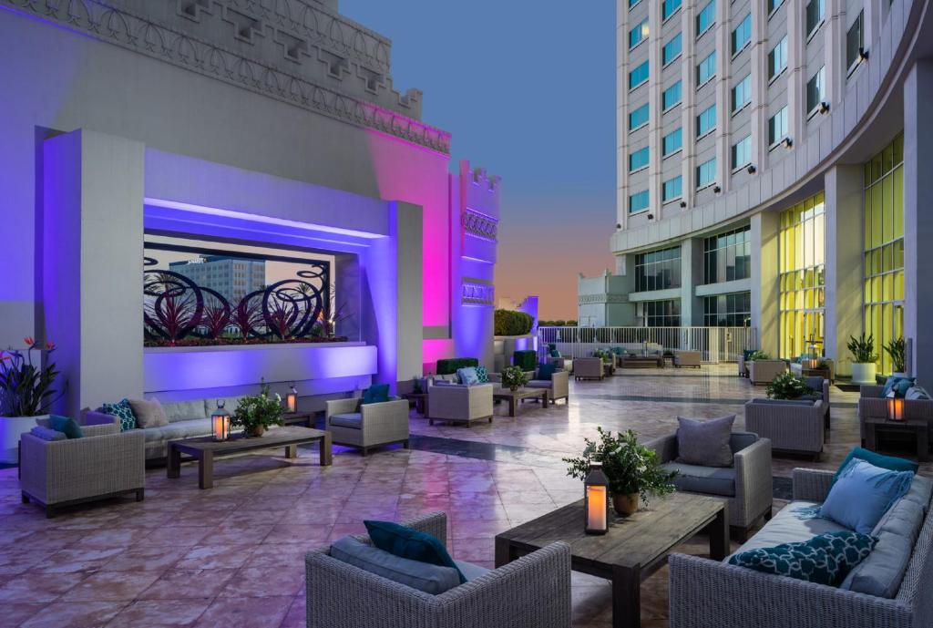 Crowne Plaza Los Angeles Holiday Package image 4
