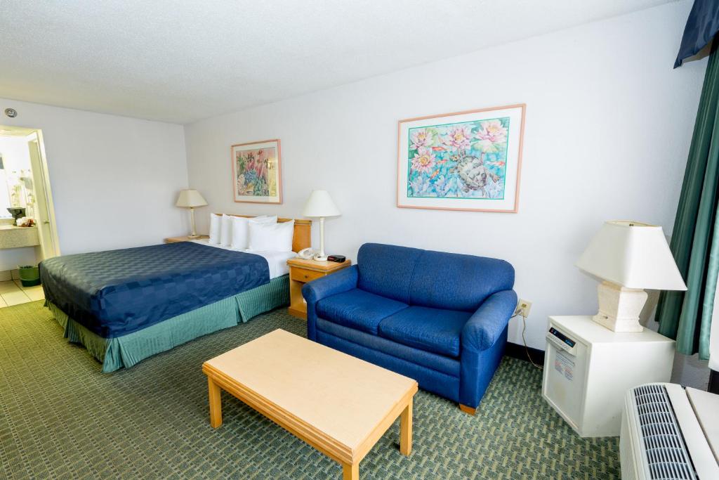 Florida Maingate Lakeside Resort Holiday Tour image 1