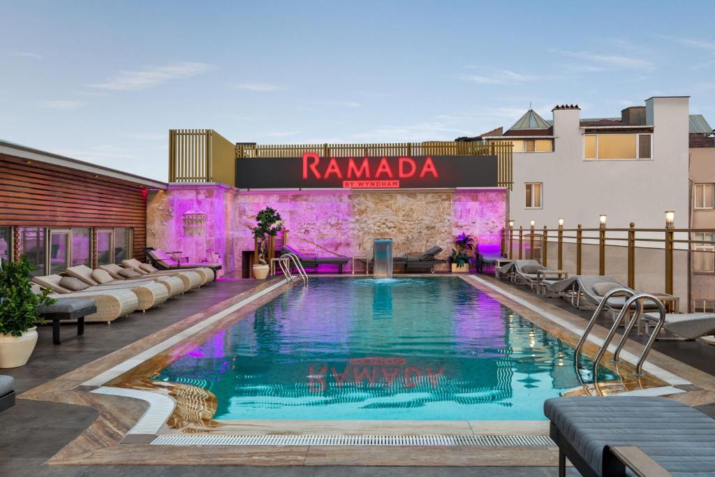 Ramada by Wyndham Istanbul Pera Holiday Package image 2