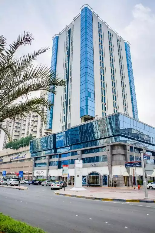 Novel Hotel City Center Abu Dhabi Holiday Package image 3