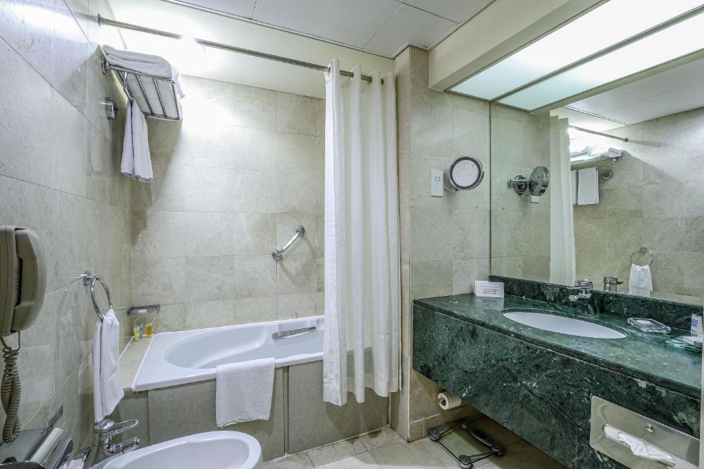 Millennium Downtown Abu Dhabi Holiday Package image 6