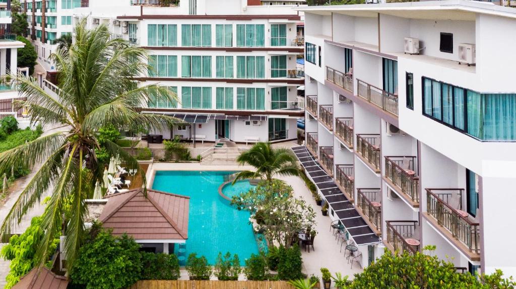 Di Pantai Boutique Phuket Holiday Package image 1