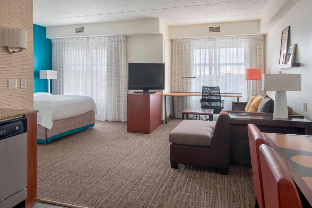 Residence Inn Newark Elizabeth New York Holiday Package image 5