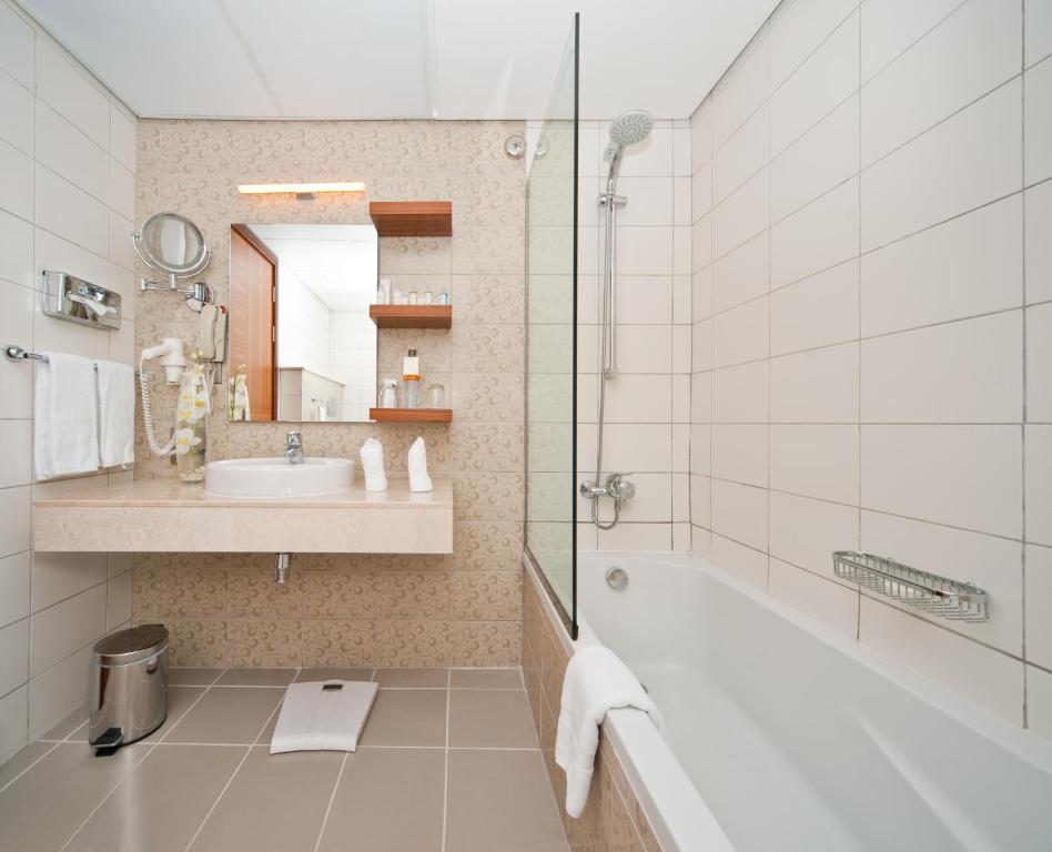 Abu Dhabi Season City Al Hamra Holiday Package image 3