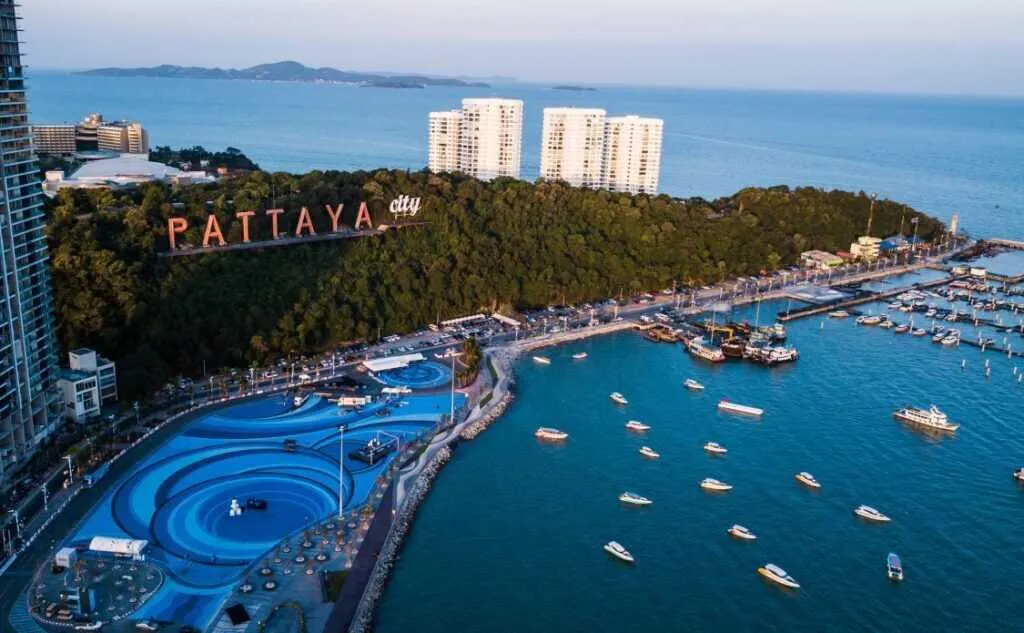 4 Star Glow Pattaya Holiday Package