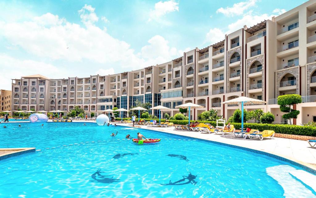 Caesar Palace Hotel and Aqua Park Hurghada Holiday Tour image 3