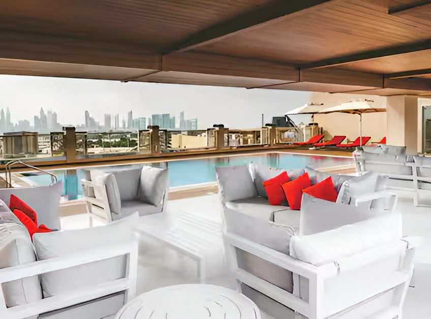 Double Tree by Hilton New York Holiday Package image 1