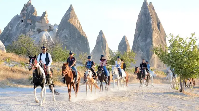 Horseback Riding Tour