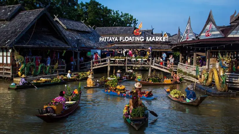 Pattaya Floating Market Tour