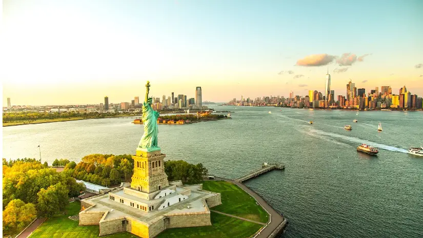 Statue of Liberty & Ellis Island Tour