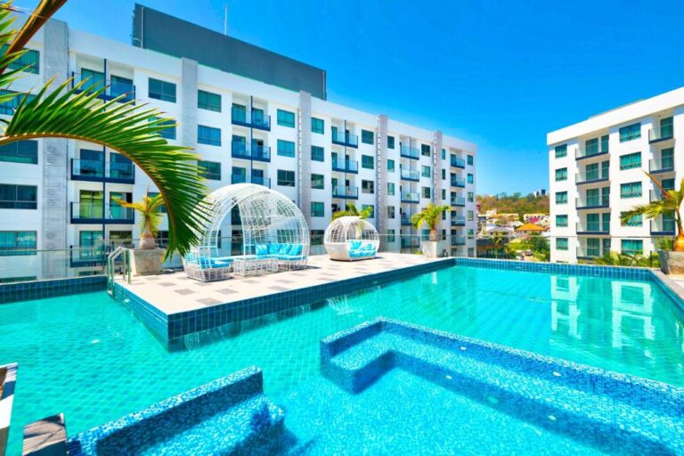 Arcadia Beach Resort  Pattaya