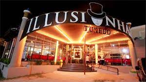 Tuxedo Illusion Hall