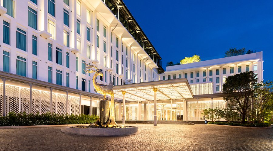 Ramada Plaza by Wyndham Chao Fah Hotel